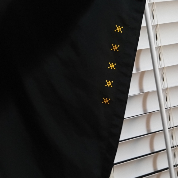 Nike New York Poncho - Picture 8 of 10